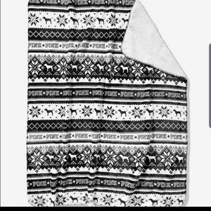 Victoria secret sherpa blanket